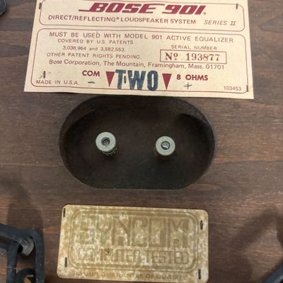Vintage Bose 901 Series II Direct/Reflecting loudspeaker system label and terminal plate on a wood cabinet, showing serial number 193877.
