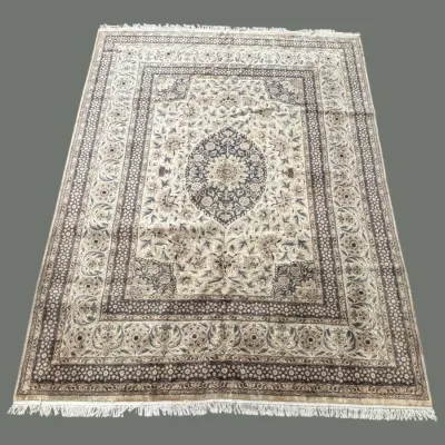 Original Persian Tabriz hand spun wool