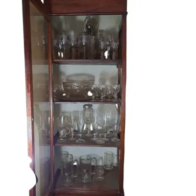 DO172 Miscellaneous Glassware Collection #2