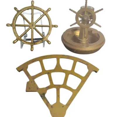 DO105 Brass Nautical Decor Pieces & Trivet