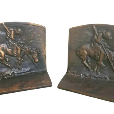DO108 Bronze-finish Bookends 