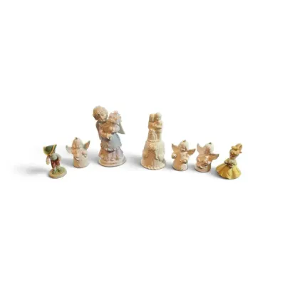 DO153 Porcelain Figurines - Goebel, Russ Bertha and Co. and More