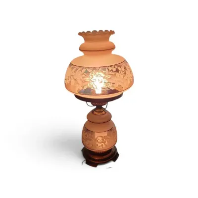 DO161 Vintage Floral Hurricane Table