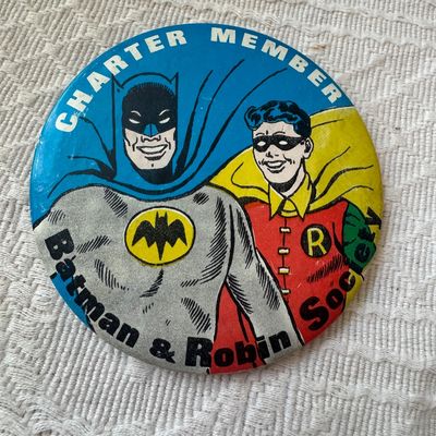 Sale Photo Thumbnail #40: Vintage Batman & Robin Society 'Charter Member' pinback button featuring classic comic illustrations, showing light surface wear.