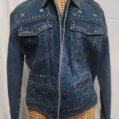 Dolly Would Love This! Rhinestone Embellished Western Denim Jacket Size M