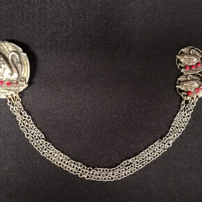 Classic Closure - Dual Pin Accent With Connecting Chain Trio