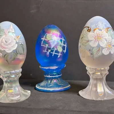 Iridescent Fenton Eggs (3)