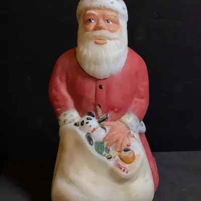 Fenton “Enchantment” Kneeling Santa