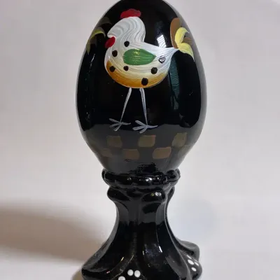 Fenton Hand Painted Chicken Egg
