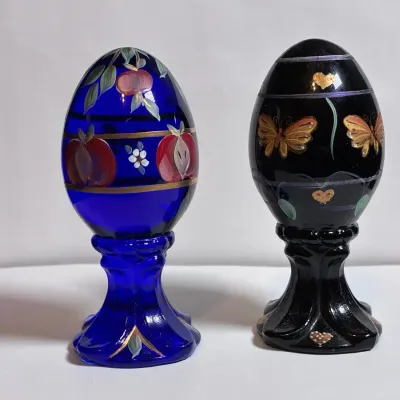 Fenton Eggs (2)