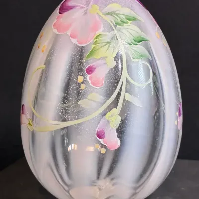 Fenton French Opalescent Egg