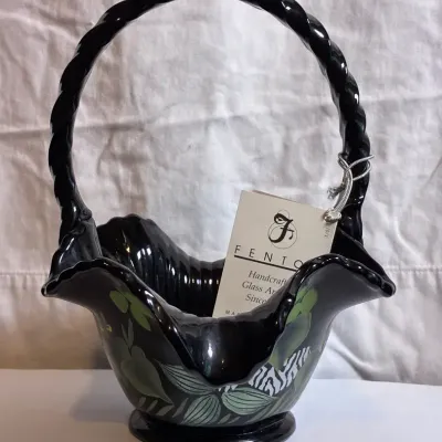 Fenton Midnight Safari Basket