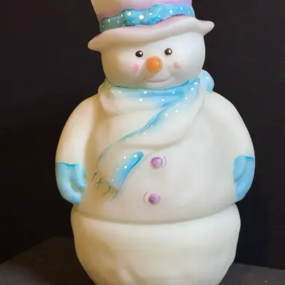 Fenton Burmese Frosted Snowman Fairy Lamp