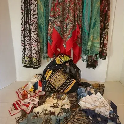 Luxury Art Collection Of Women Scarves