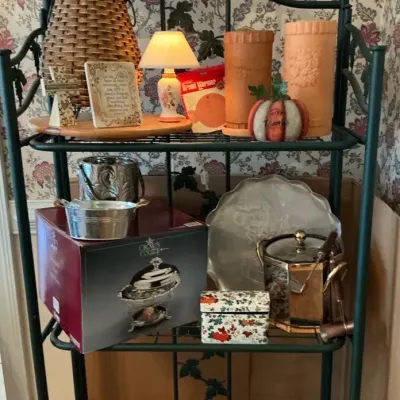 3 Shelf Bakers Rack With Accessories