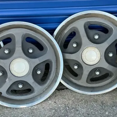 HUB CABS