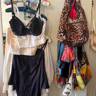 Sale Photo Thumbnail #83