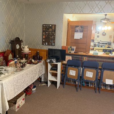 Sale Photo Thumbnail #33
