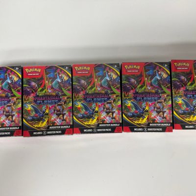 Sale Photo Thumbnail #10: Pokemon TCG: Sword & Shield - Fusion Strike Booster Bundle (5 Packs)