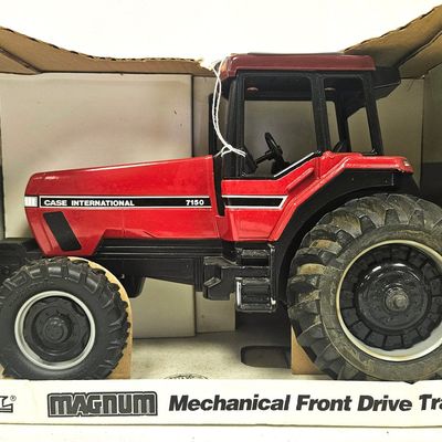 Case International Magnum 7150 Tractor