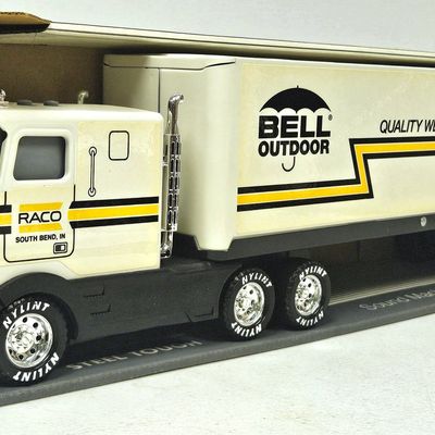 Nylint Bell Outdoor Promo Sound Machine Semi