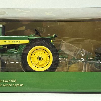 John Deere WF 730 with Grain Drill