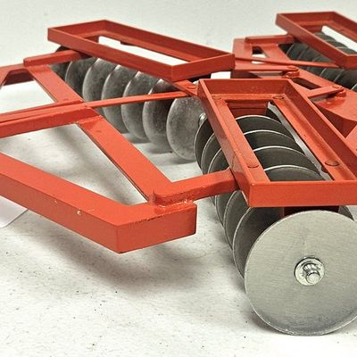 1/8 Scale Allis Chalmers Tandem Disc Harrow
