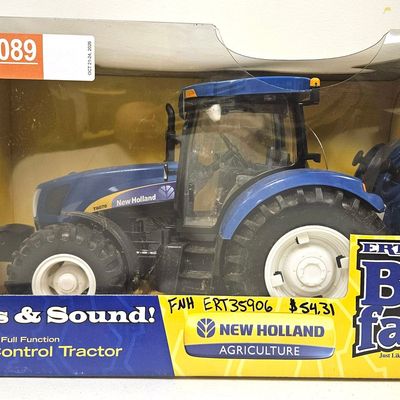 Big Farm RC New Holland T6070 RC Tractor