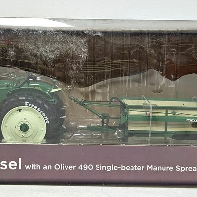Oliver 880 Diesel with Oliver 490 Manure Spreader