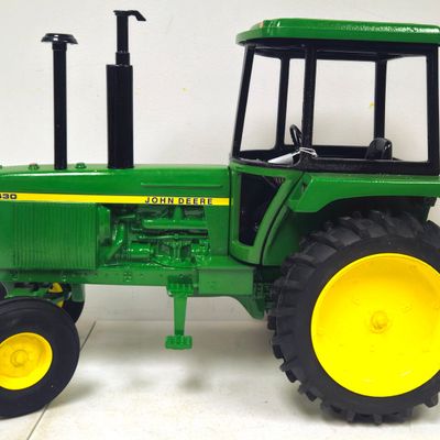 1/8 Scale John Deere WF Model 4430 Tractor