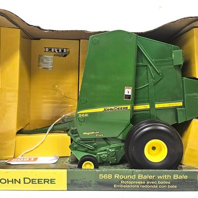 John Deere 568 Round Baler with Bale
