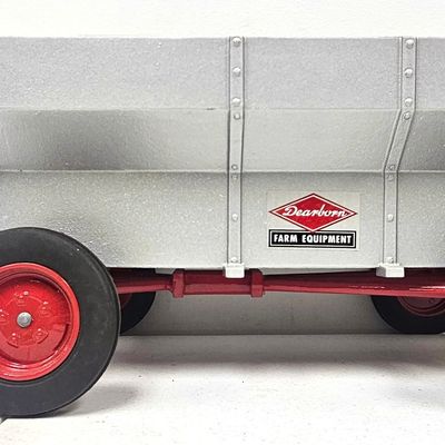 1/8 Scale Dearborn Farm Equipment Grain Wagon