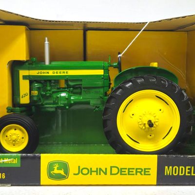 John Deere WF Model 420-W Tractor