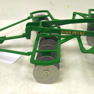 1/8 Scale John Deere Tandem Disk Harrow