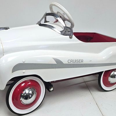 1950's Murray Cruiser Torpedo Style Pedal Car