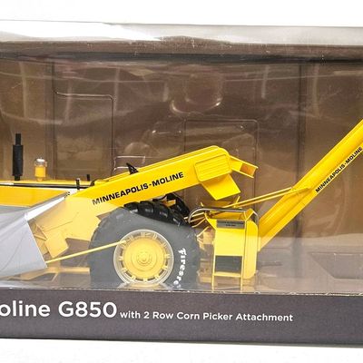 Firestone Minneapolis Moline G850 Tractor & Picker