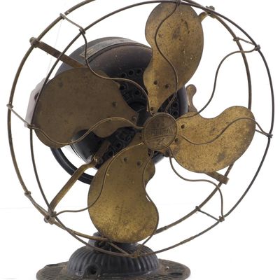 Sale Photo Thumbnail #470: Emerson Type 11946 brass blade electric fan