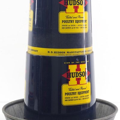 Sale Photo Thumbnail #728: Hudson metal chicken feeder