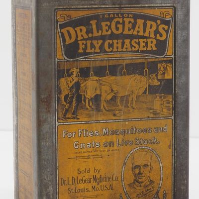 Sale Photo Thumbnail #503: 1-gallon Dr LeGear's Fly Chaser tin