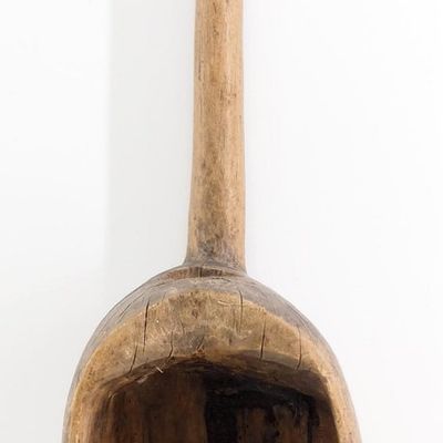 Sale Photo Thumbnail #595: Unusual carved wooden scoop, 38"L