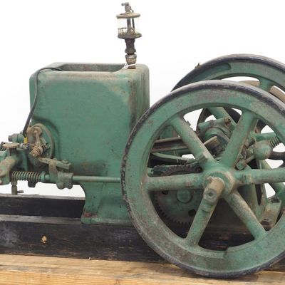 Sale Photo Thumbnail #409: Fuller Johnson 2hp engine