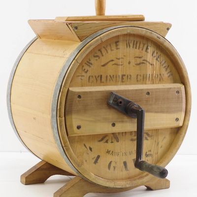 Sale Photo Thumbnail #343: New Style White Cedar No.2 butter churn