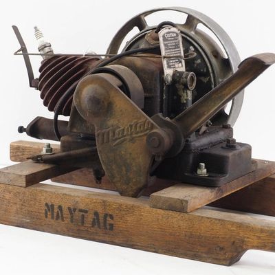 Sale Photo Thumbnail #475: Maytag 1-cylinder engine
