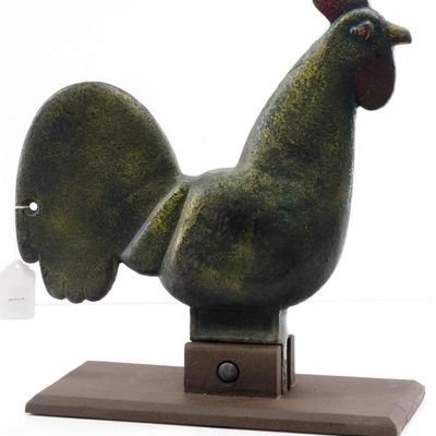 Sale Photo Thumbnail #678: Barnacle-eye rooster cast iron windmill weight