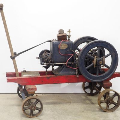 Sale Photo Thumbnail #347: Rawleigh-Schryer 1.5 hp hit & miss engine