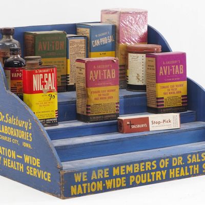 Sale Photo Thumbnail #651: Dr Salsbury Farm Products product display