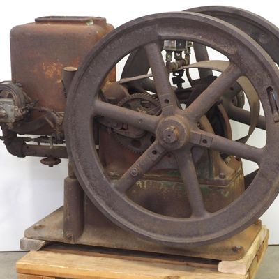 Sale Photo Thumbnail #405: Root-Vanderoot 4hp engine
