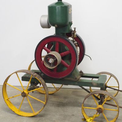 Sale Photo Thumbnail #419: Ideal 2hp vertical engine on cart