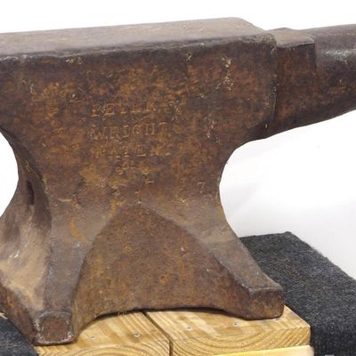 Sale Photo Thumbnail #547: Peter Wright anvil with hardy & pritchel holes