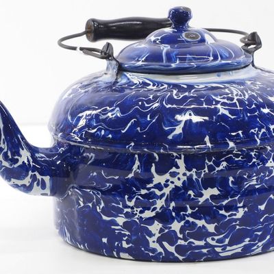 Sale Photo Thumbnail #143: Marbled enamelware large teapot